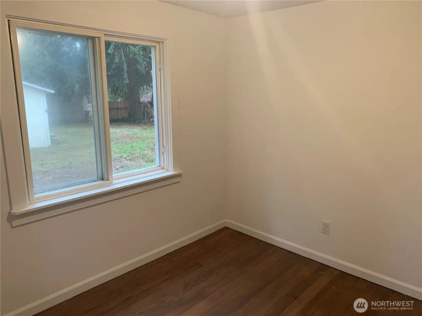 Property photo for 12811 128th Avenue S, Burien photo 12