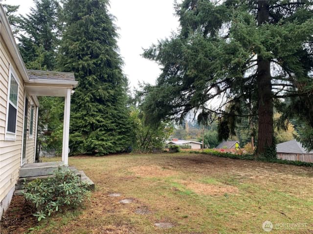 Property photo for 12811 128th Avenue S, Burien photo 3