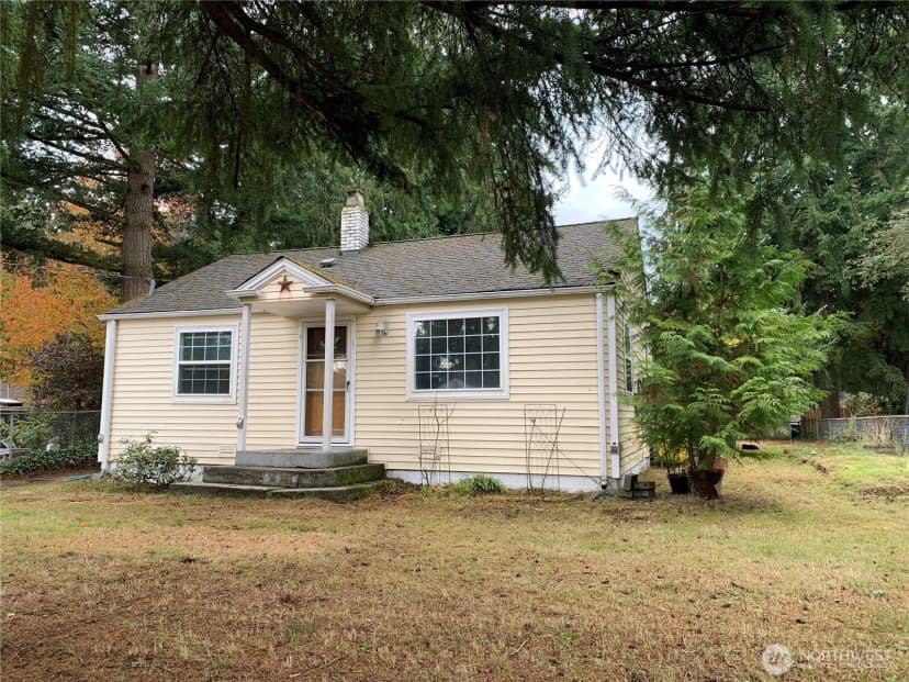 Property photo for 12811 128th Avenue S, Burien photo 2