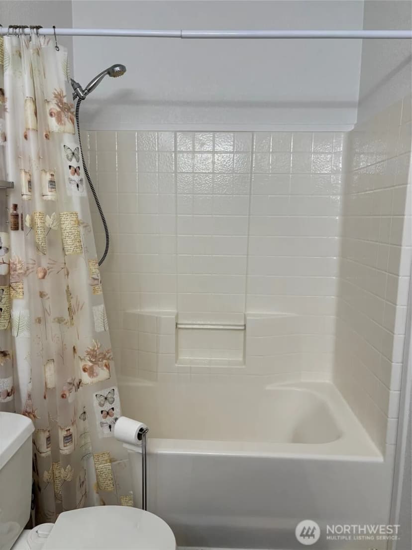 Property photo for 8370 Harborview Road #7, Blaine photo 17