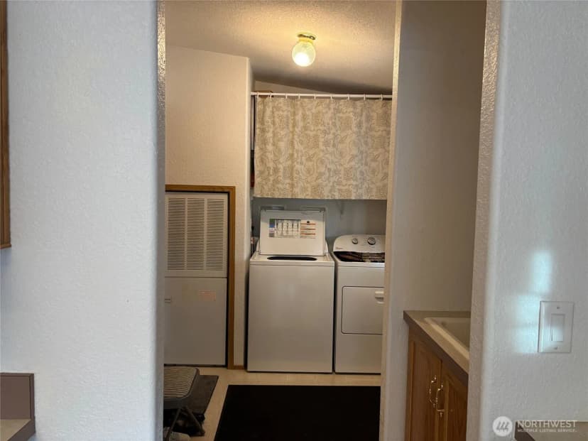 Property photo for 8370 Harborview Road #7, Blaine photo 22