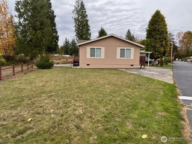 Property photo for 8370 Harborview Road #7, Blaine photo 2
