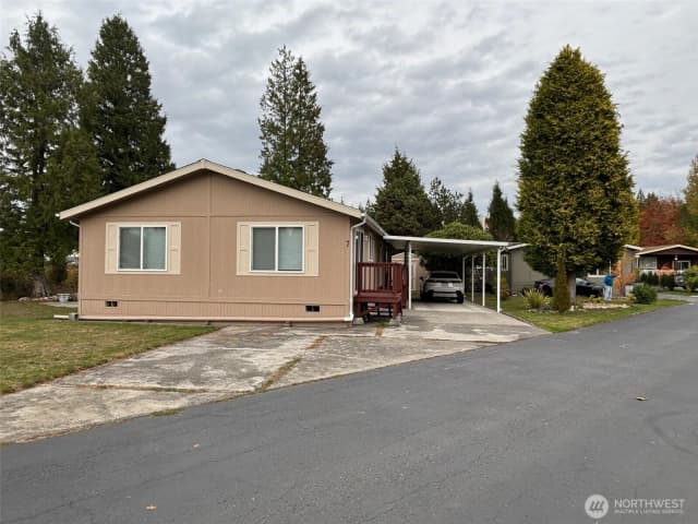 Property photo for 8370 Harborview Road #7, Blaine photo 3