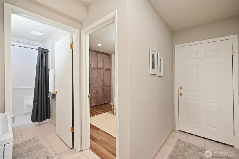 Property photo for 2949 76th Avenue Se #81d, Mercer Island photo 13