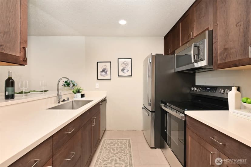 Property photo for 2949 76th Avenue Se #81d, Mercer Island photo 9