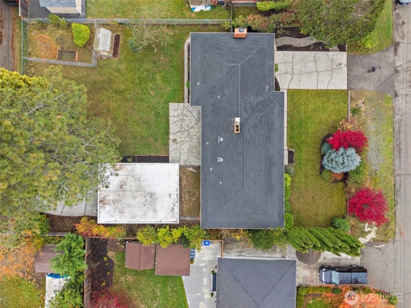 Property photo for 707 48th Street Se, Everett photo 37