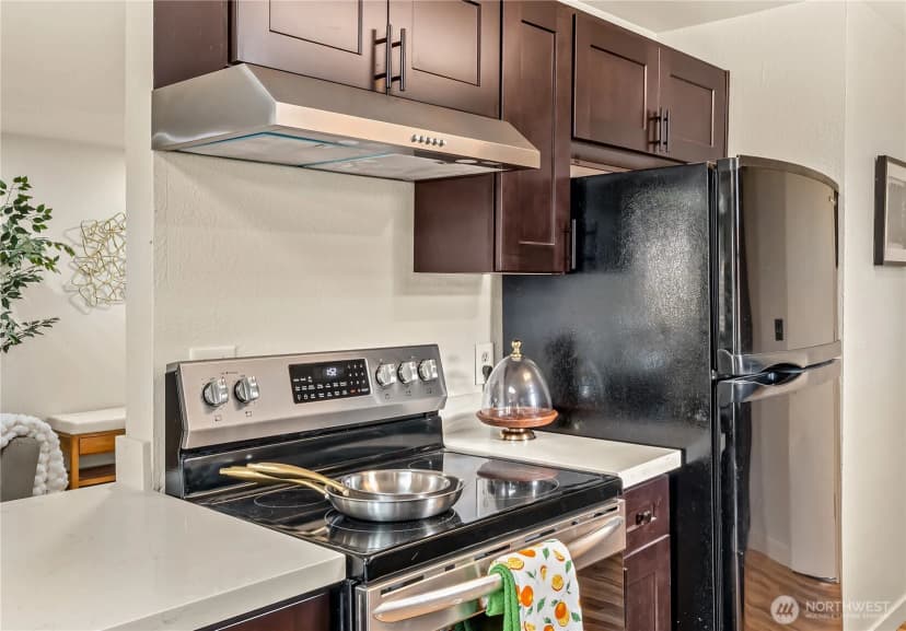 Property photo for 1701 104th Place Sw, Everett photo 16