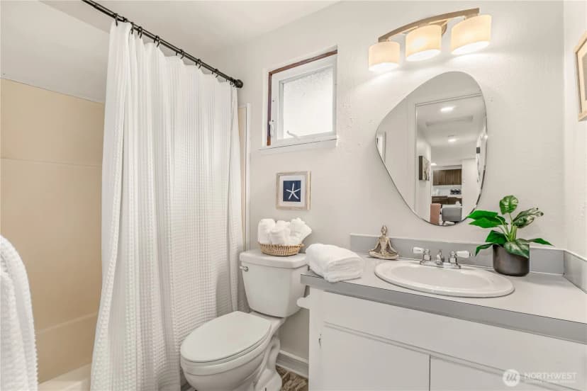 Property photo for 1701 104th Place Sw, Everett photo 30