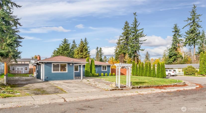 Property photo for 1701 104th Place Sw, Everett photo 38
