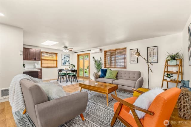 Property photo for 1701 104th Place Sw, Everett photo 5