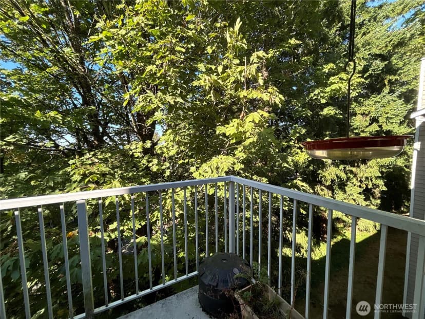 Property photo for 15238 Se 43rd Court #e301, Bellevue photo 8