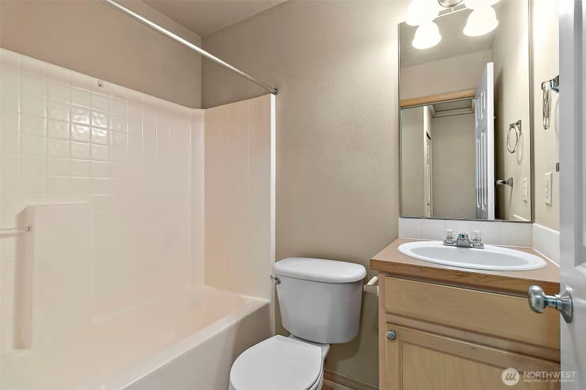 Property photo for 24330 226th Avenue Se, Maple Valley photo 21