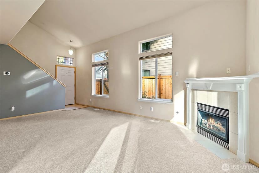 Property photo for 24330 226th Avenue Se, Maple Valley photo 6