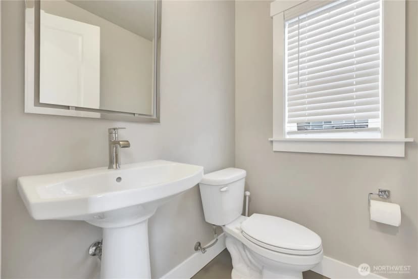 Property photo for 1307 141st Place Sw, Lynnwood photo 16