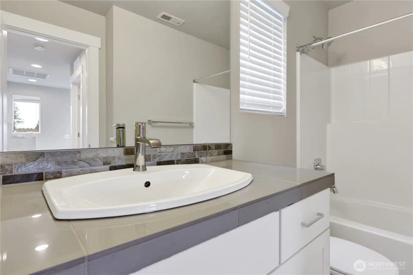 Property photo for 1307 141st Place Sw, Lynnwood photo 24