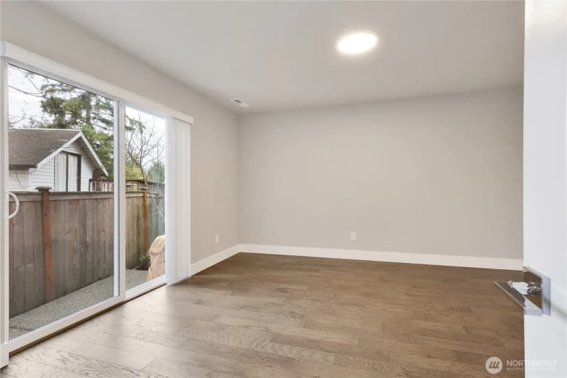 Property photo for 1307 141st Place Sw, Lynnwood photo 33