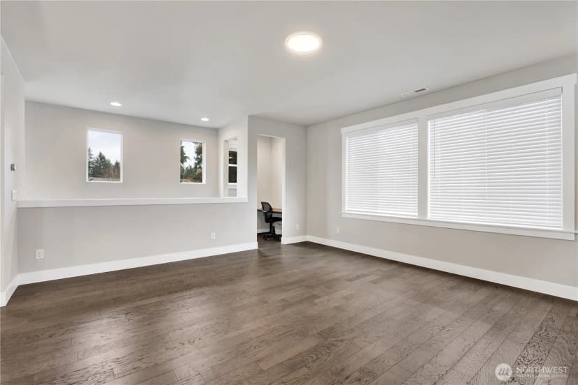 Property photo for 1307 141st Place Sw, Lynnwood photo 14