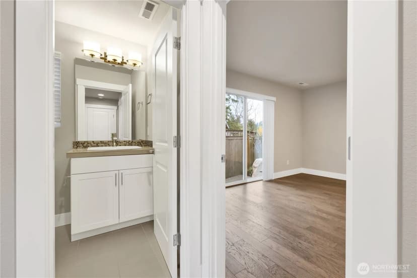 Property photo for 1307 141st Place Sw, Lynnwood photo 31