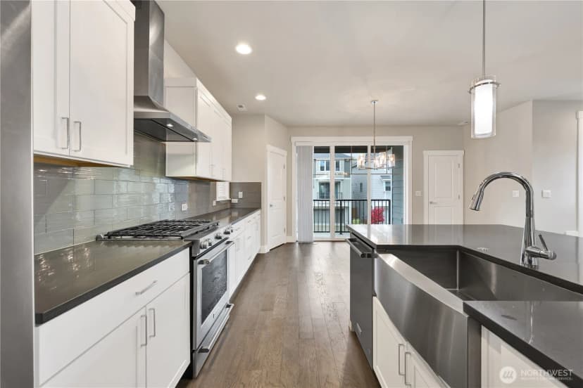 Property photo for 1307 141st Place Sw, Lynnwood photo 6