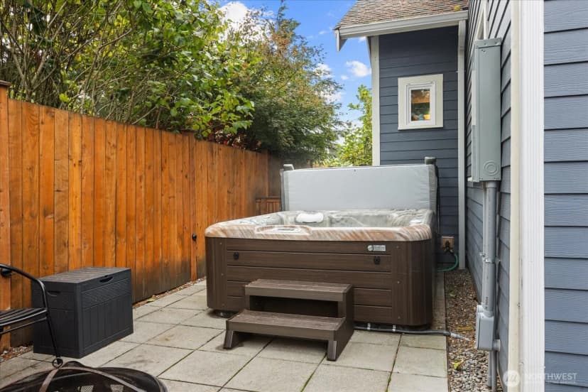 Property photo for 14034 2nd Avenue Nw #b, Seattle photo 22