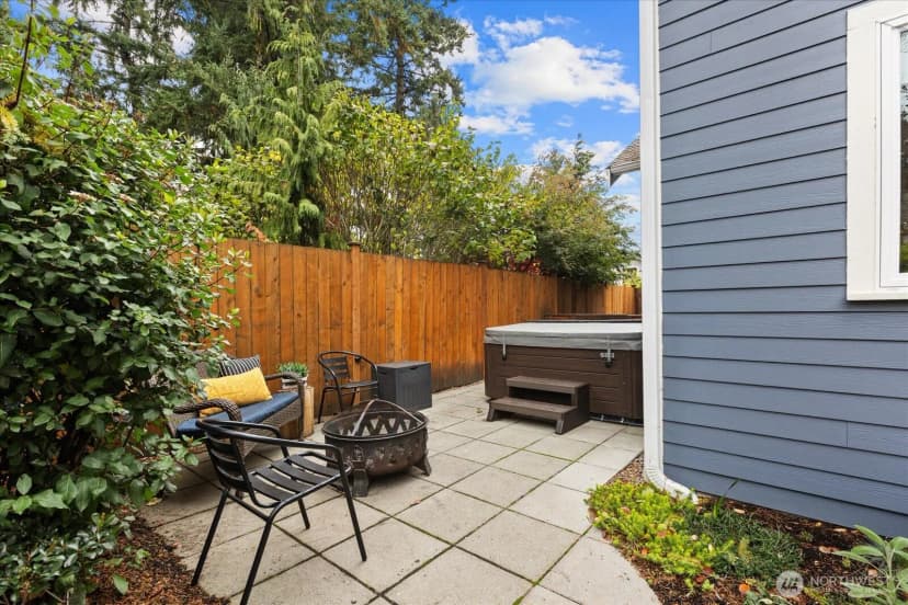 Property photo for 14034 2nd Avenue Nw #b, Seattle photo 21