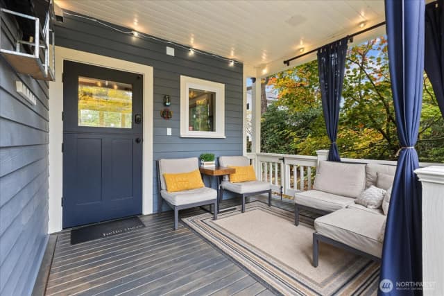 Property photo for 14034 2nd Avenue Nw #b, Seattle photo 2