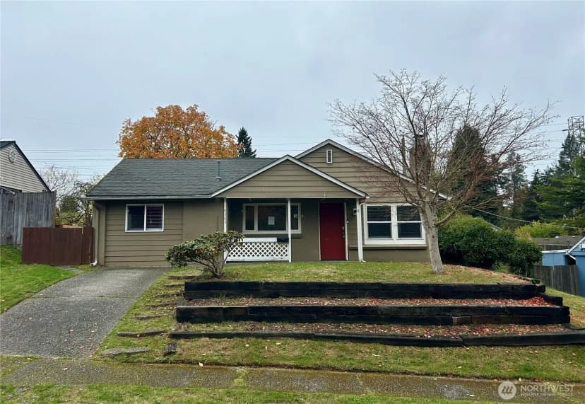 Property photo for 18303 9th Avenue Ne, Shoreline