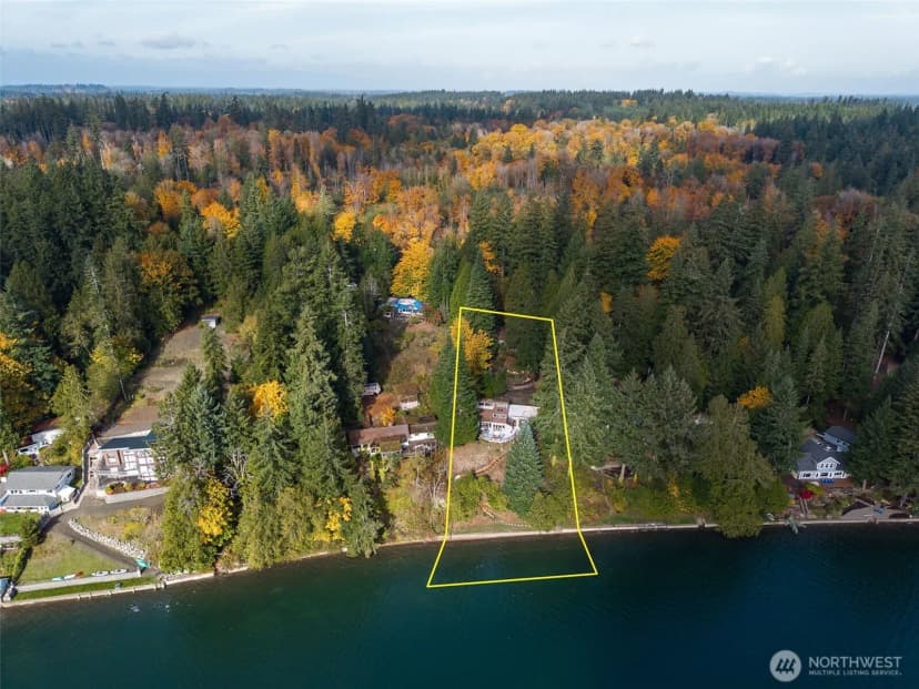 Property photo for 5611 Sunrise Beach Road Nw, Olympia photo 4