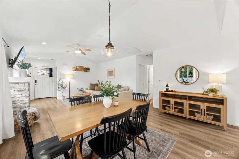Property photo for 521 E Van Dam Place, Buckley photo 6