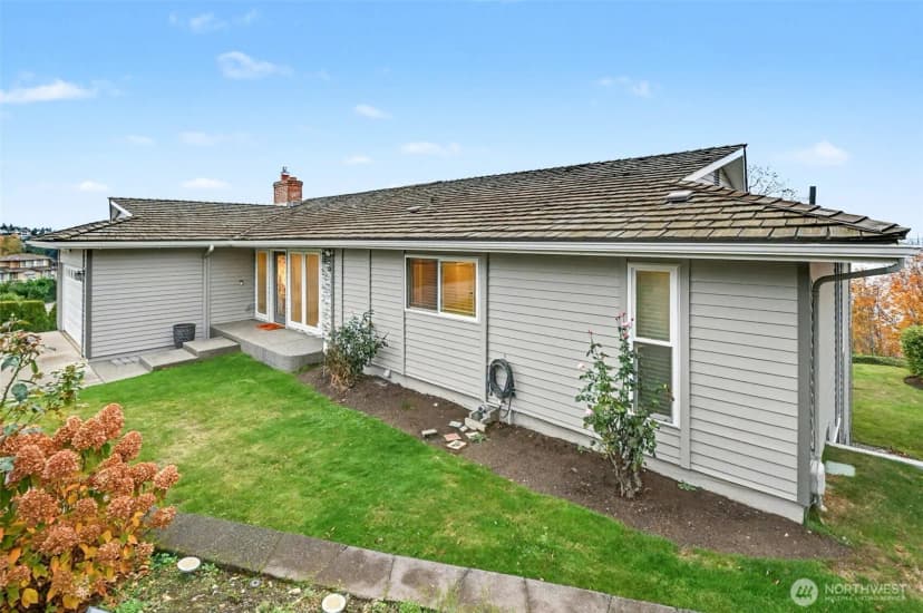 Property photo for 522 S 288th Lane, Federal Way photo 30
