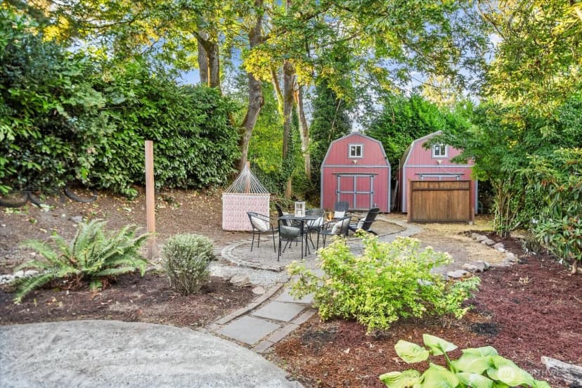 Property photo for 1742 Ne 89th Street, Seattle photo 25