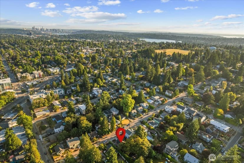 Property photo for 1742 Ne 89th Street, Seattle photo 31
