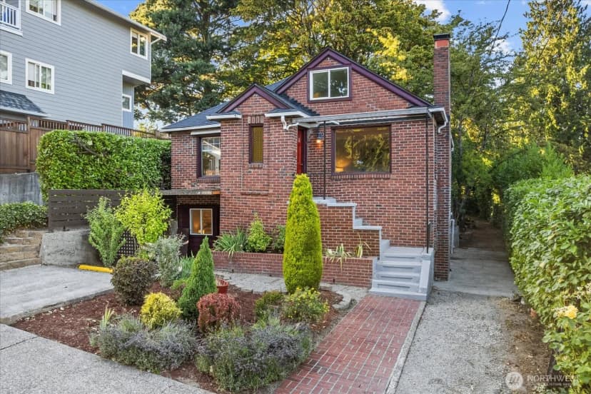 Property photo for 1742 Ne 89th Street, Seattle