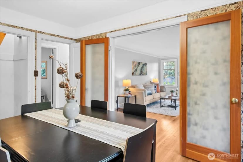 Property photo for 1742 Ne 89th Street, Seattle photo 6