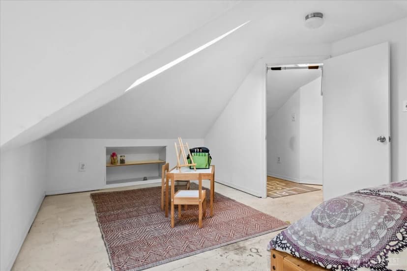 Property photo for 1742 Ne 89th Street, Seattle photo 15