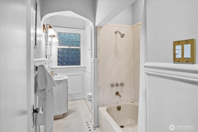 Property photo for 1742 Ne 89th Street, Seattle photo 13