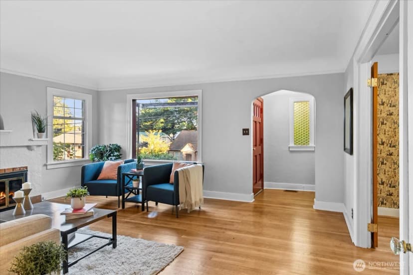 Property photo for 1742 Ne 89th Street, Seattle photo 3