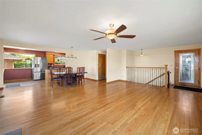 Property photo for 1307 26th Street, Anacortes photo 9