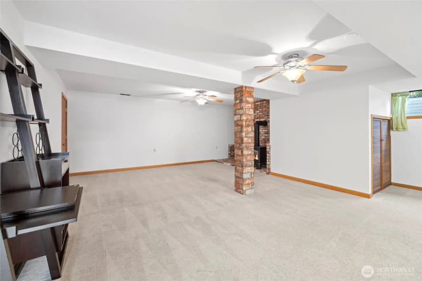 Property photo for 1307 26th Street, Anacortes photo 30