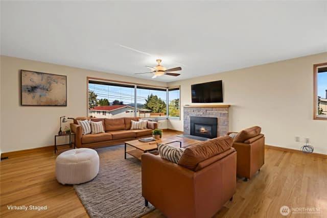Property photo for 1307 26th Street, Anacortes photo 5