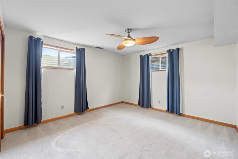 Property photo for 1307 26th Street, Anacortes photo 28