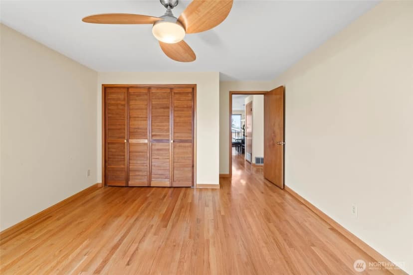 Property photo for 1307 26th Street, Anacortes photo 23