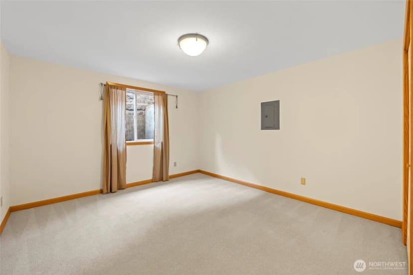 Property photo for 1307 26th Street, Anacortes photo 26