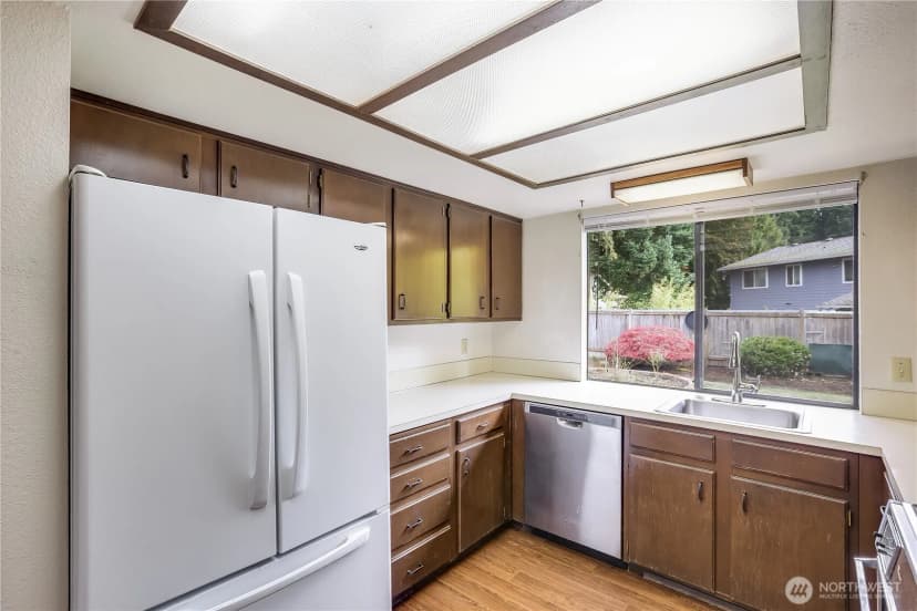 Property photo for 25604 36th Place S, Kent photo 12