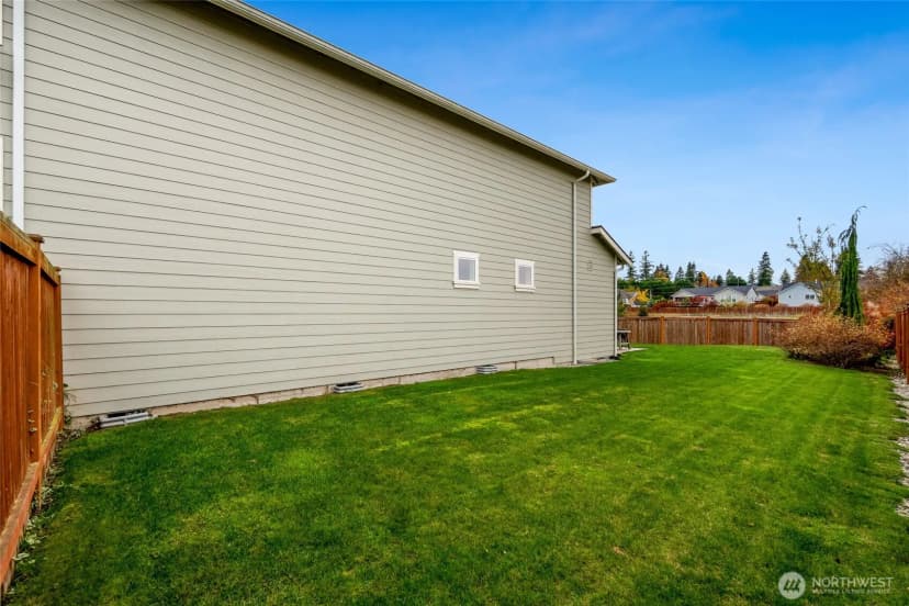Property photo for 6915 284th St Nw, Stanwood photo 37