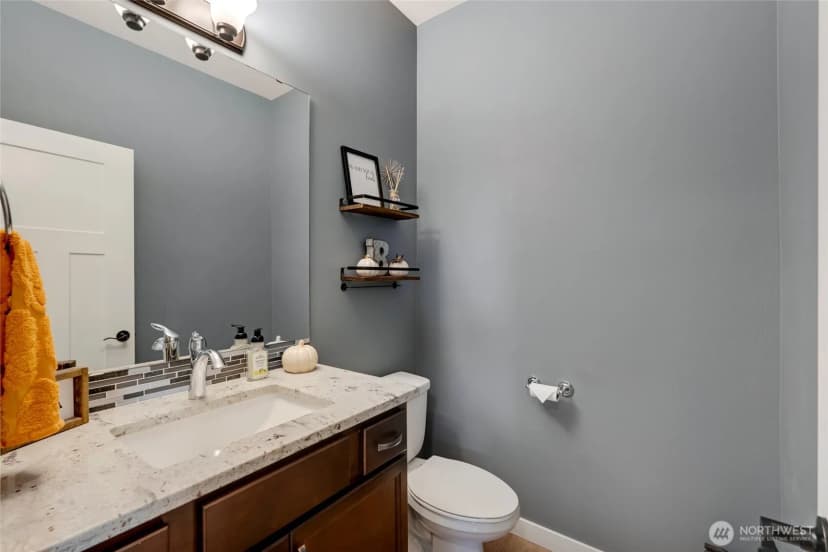 Property photo for 6915 284th St Nw, Stanwood photo 19