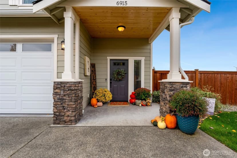 Property photo for 6915 284th St Nw, Stanwood photo 6