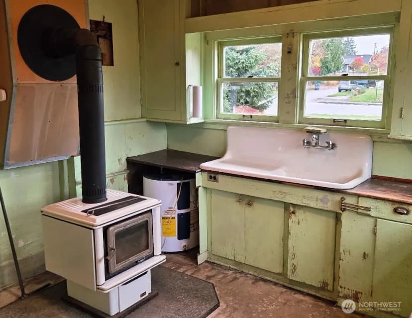 Property photo for 2432 Grant Street, Bellingham photo 10