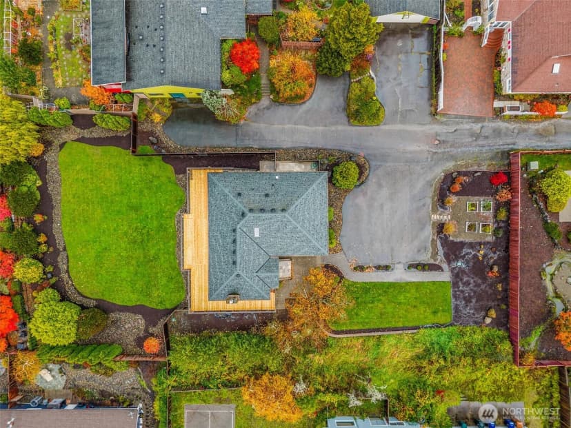 Property photo for 1224 S Sunset Drive, Tacoma photo 40