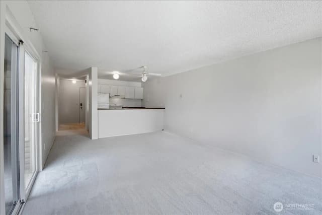 Property photo for 17431 Ambaum Boulevard S #b12, Seattle photo 4